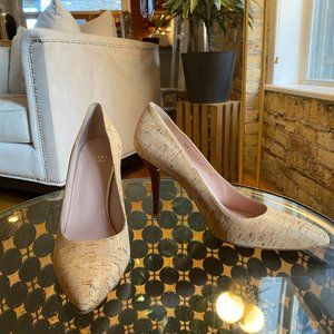 Women's Stuart Weitzman Daisy Cork Pump - Size 10